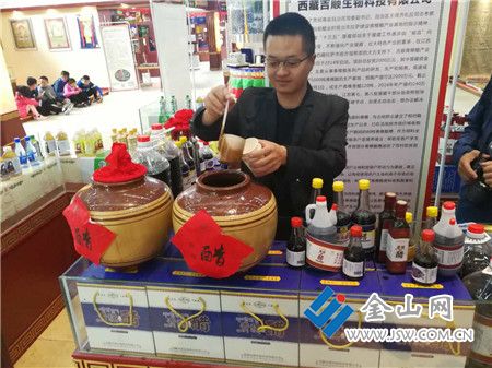 725127808319570975_副本