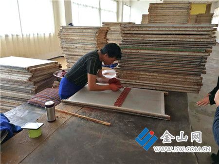 356762374387203927_副本