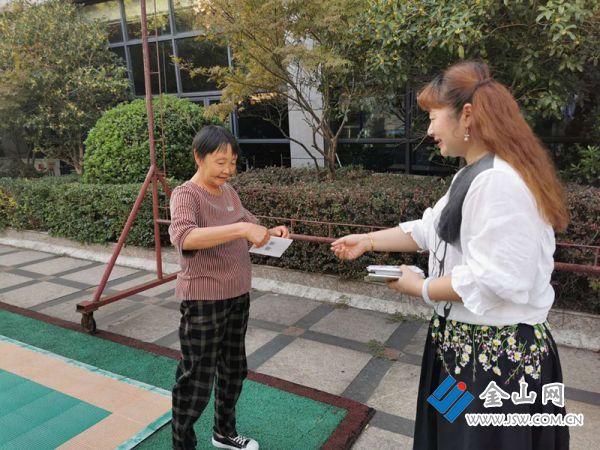 e7a5df1c23a124f81dbf33bcf5560c2