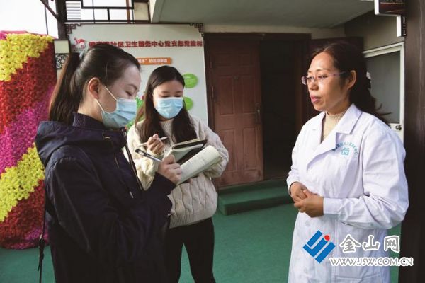 记者采访杨凌医生