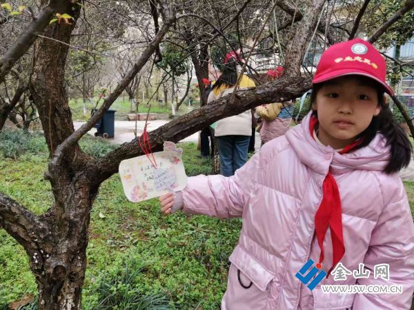 5ad57d272436c38e1e21d1fc19cebeb