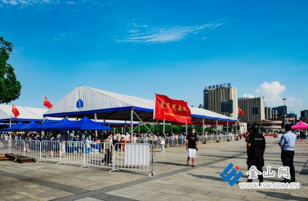 飘扬的党旗+赵燕鸣+13812465846