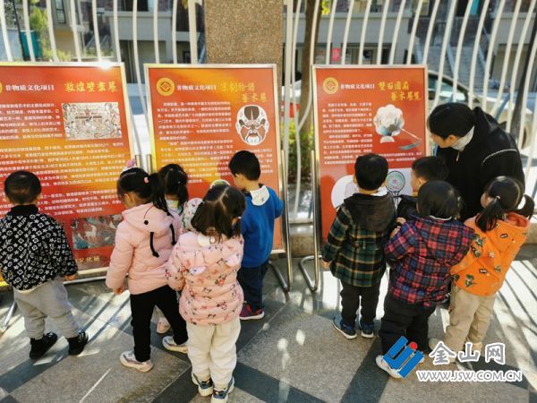 3c0343d6505bde17144c81a18fdf249