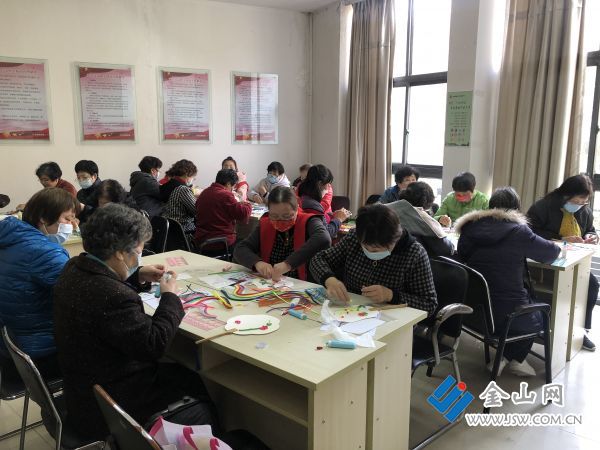 7b2f7596840e53bae584ee6ce40b5e8