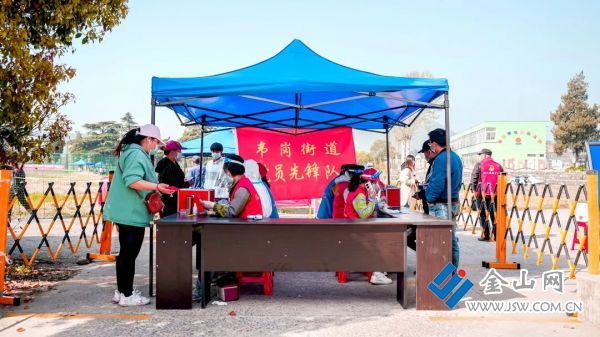 韋崗街道核酸采樣點1