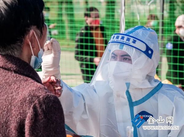 韋崗街道核酸采樣點2