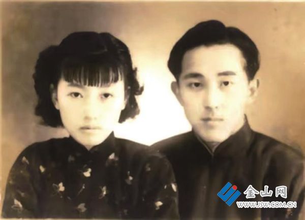 笪祖仁和妻子潘秀芳的結(jié)婚照