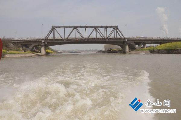 鎮(zhèn)大鐵路橋