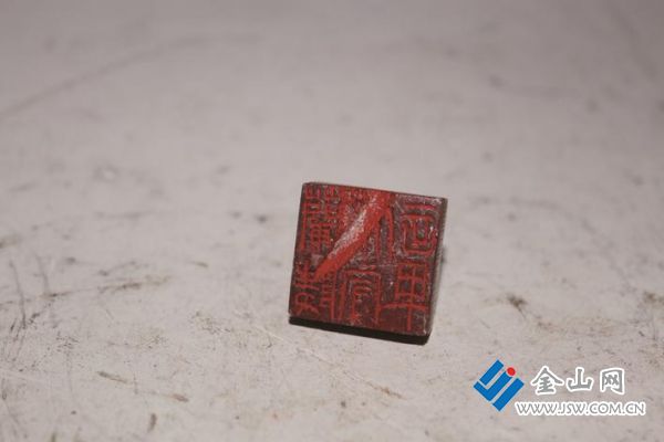 e3820236-ec74-442e-9f0c-721a858650ec