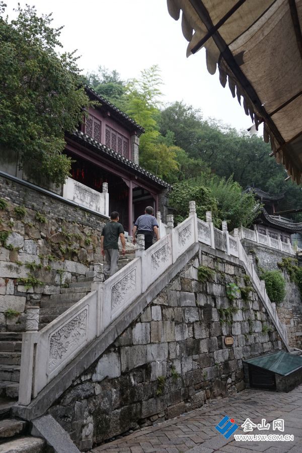 小山楼 (2)