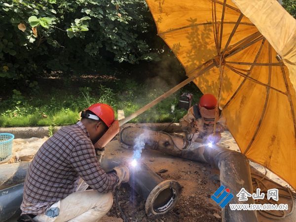 江科大施工现场。 镇江供水提供