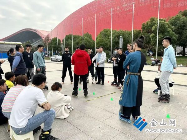 2022年镇江市速度轮滑、自由式轮滑、滑板教练员培训班举办(图2)