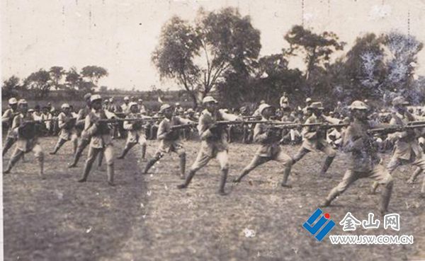 新四軍苦練殺敵本領(lǐng)