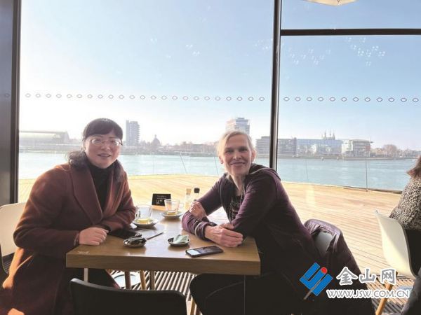 ecc70e26-43b9-4282-b8fe-4c0ca83333ca