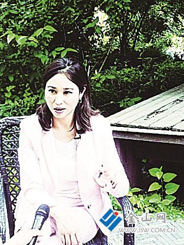 著名媒體人柳怡接受采訪回憶母校