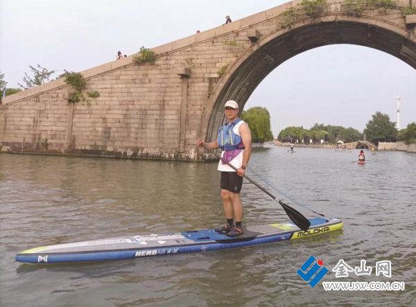祝仁軍參加槳板比賽 受訪者 提供