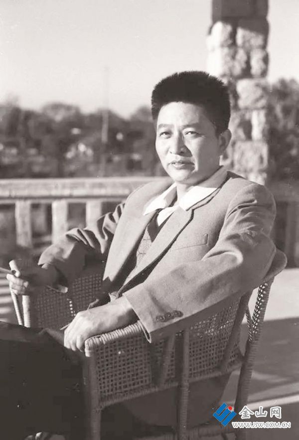 728d98eb-1eda-4ed9-8354-9f43adee16e6