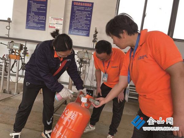 fc68de03-3133-48df-a1f5-061b6d71fb16