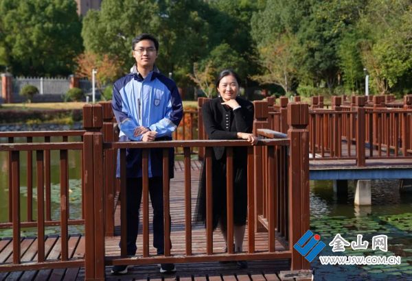 省镇江一中学子赵苏瑜提前保送清华大学