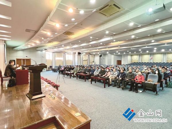 8ff94811-83fc-4b68-b5b8-6516b0dfde8b