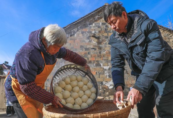 浓浓年味在边城 (3)