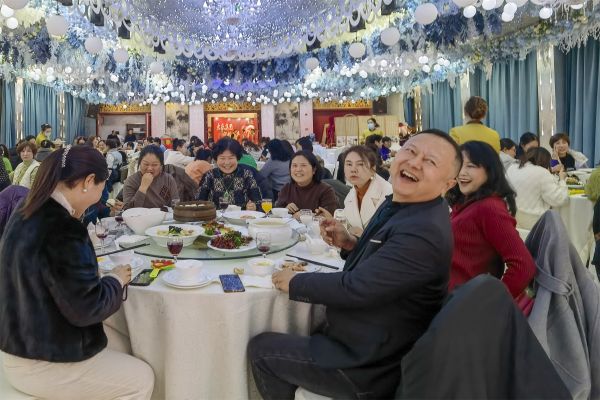《岁末欢聚3》2024-01-21，摄于镇江京城大酒店,朱武江拍摄