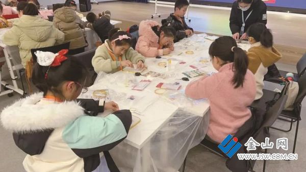 65bbd6a6-5b7d-4f08-bb76-5ca4cdb5766b