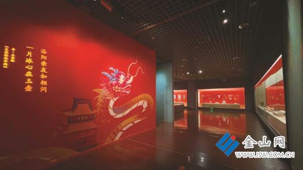 8305dc8e-55c4-43f7-a2a2-c0502117e0a9