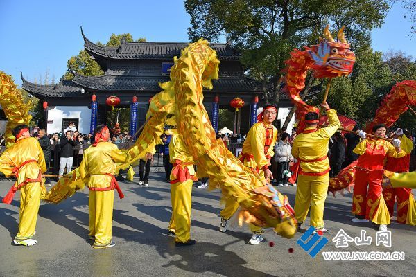 龙腾金山（组照3）+（2024.2.12.金山，甲辰龙年舞龙表演）+张元景+13906101632