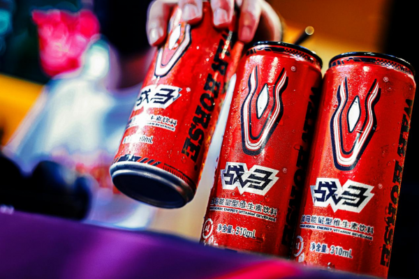 战马助力中国电竞能量超燃展示能量饮料中国名片