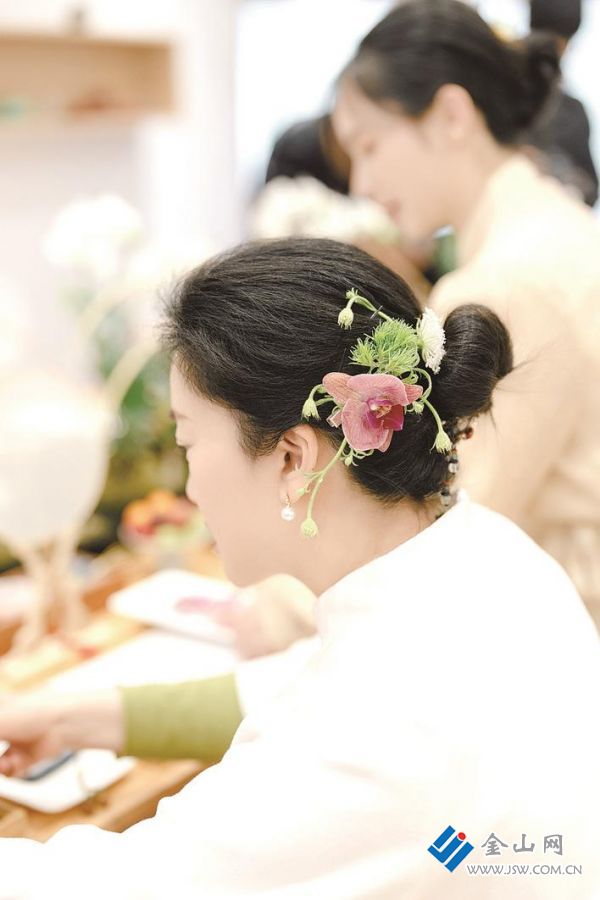 62c3ae53-1441-470c-be6d-737db860fb29