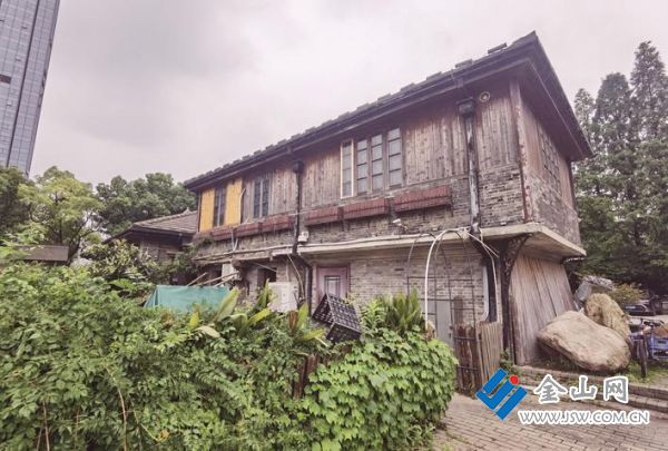 f9eec46e-c4f4-477d-ba53-c7689cc1e2bd