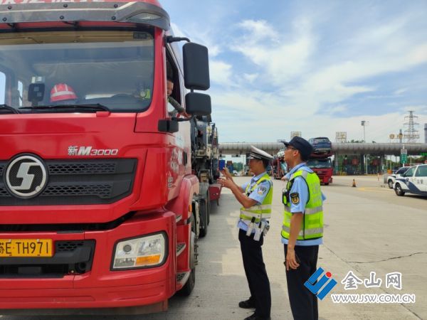 守護平安當“夏” 交通執法夏季道路專項行動持續升溫1