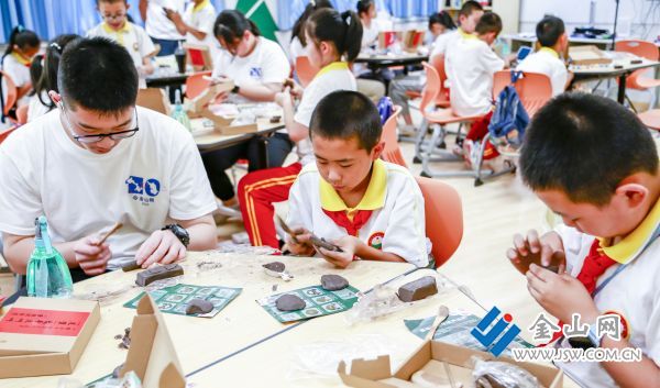 13099982599488f399b83f54be09514