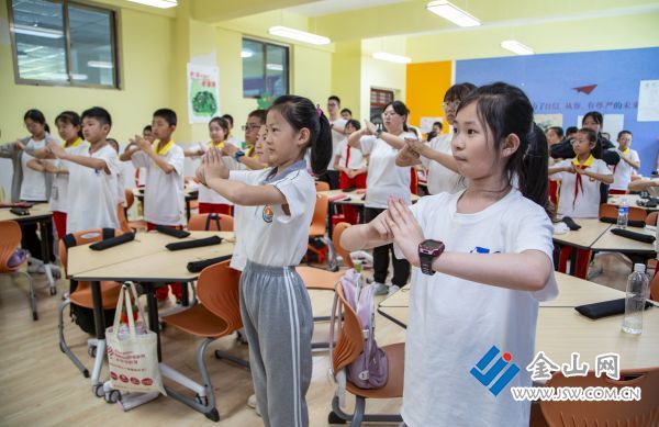 d9711fd1f00ecaff681aebf03555a30