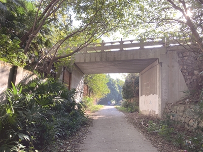 2005年重建的勝利橋