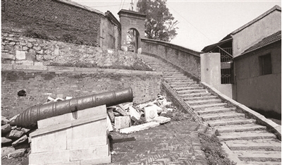 五十三坡老照片　　陳大經(jīng) 攝