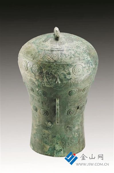 青銅人面紋錞于