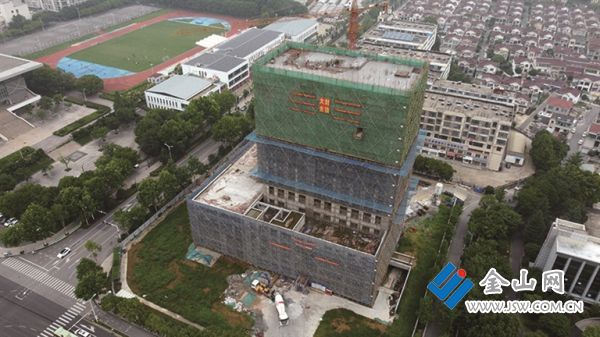 01c66efe13844aa74227f38ad50a84eca1