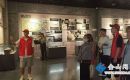 大學(xué)生走進(jìn)茅山開展志愿服務(wù)