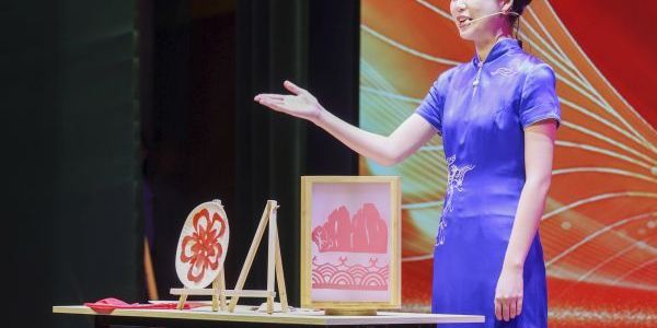 詩(shī)意鎮(zhèn)江 魅力導(dǎo)游