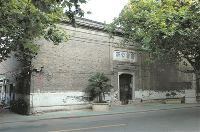 卓翼堂主持建設(shè)的廣肇公所