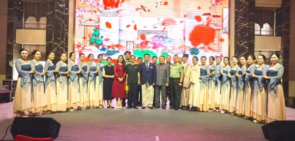 “慶國慶 迎中秋”紅色文藝演唱會舉行2