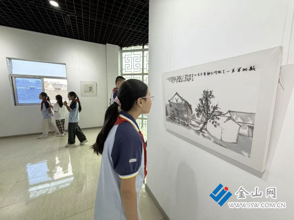 “心繪寶堰  畫家走進——江南紅色寶堰古鎮(zhèn)”采風寫生作品展暨寶堰畫院、寶堰美術(shù)館揭牌儀式舉行5