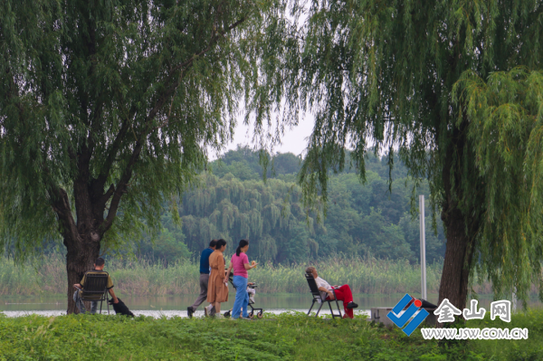 句容赤山湖“雙節”迎客掀熱潮3