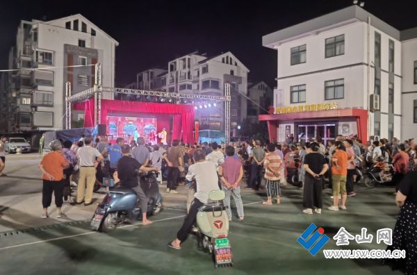 丹陽呂城鎮(zhèn)：荷風(fēng)送戲十連臺(tái) 錫韻飄香迎雙節(jié)4