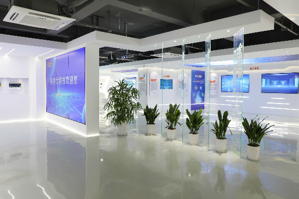 1761208305143511.jpg 366A1815.jpg