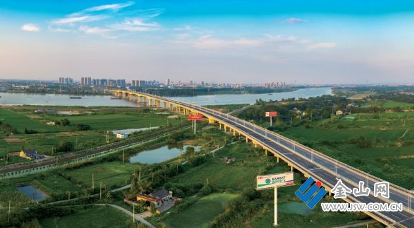 70cb3e88de2b45998b7a8436ec90c15e