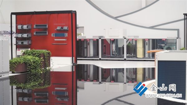 6938124_bf_1761570889148_s