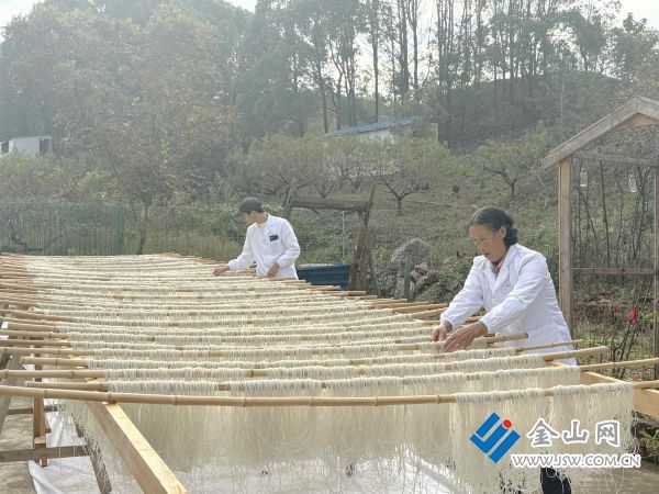 cecd4bbabef3c44ffd7272f6ca1d99f